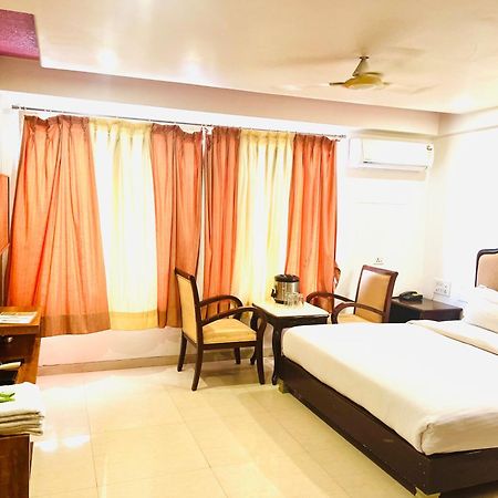 Metro Hotel Nathdwara , 500Mtr 10Min Walking From Shreenathji Temple 966O9O1Oo6 Exterior photo